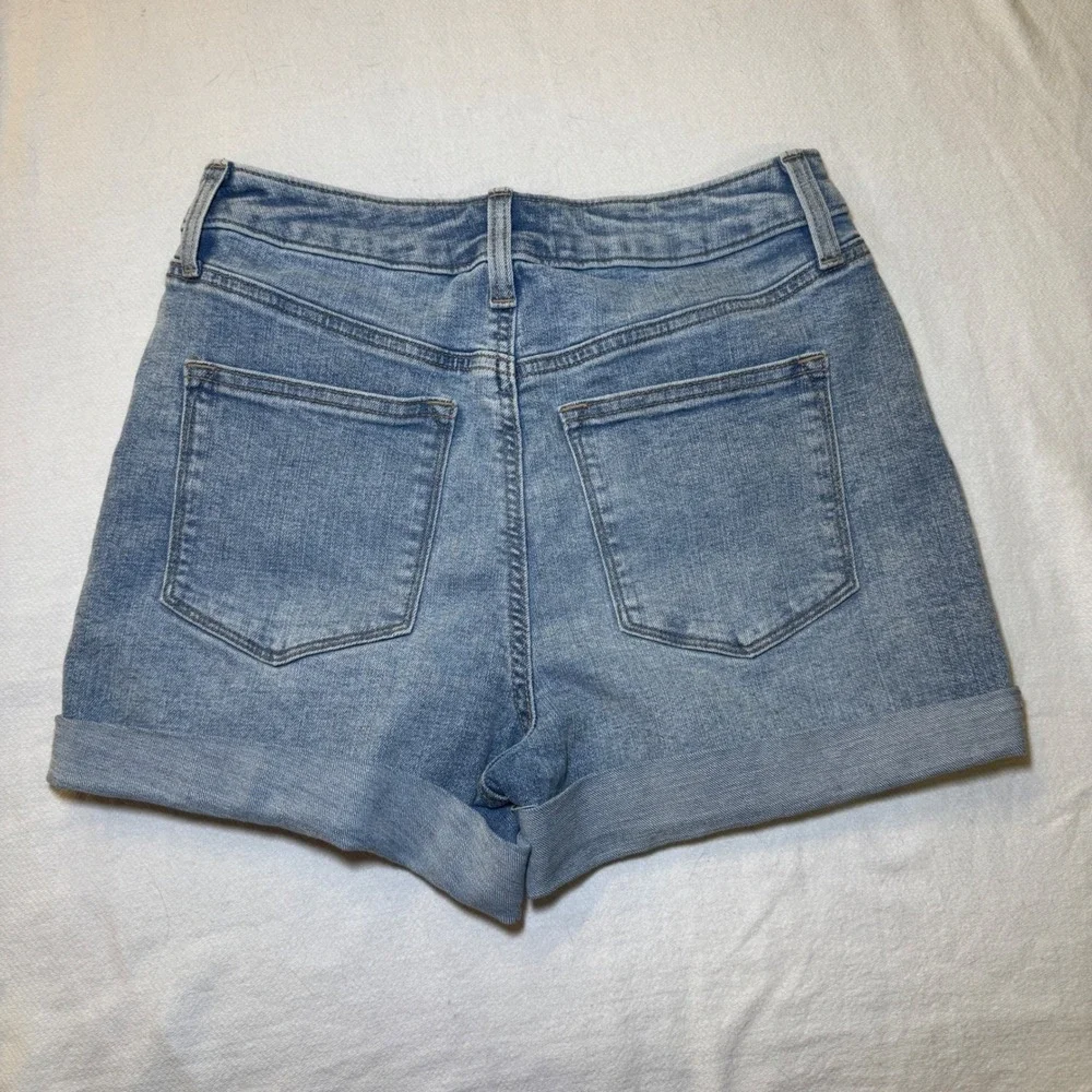 Sonoma Goods For Life Women Medium Wash‎ High Rise Cuffed Denim Shorts Size 8